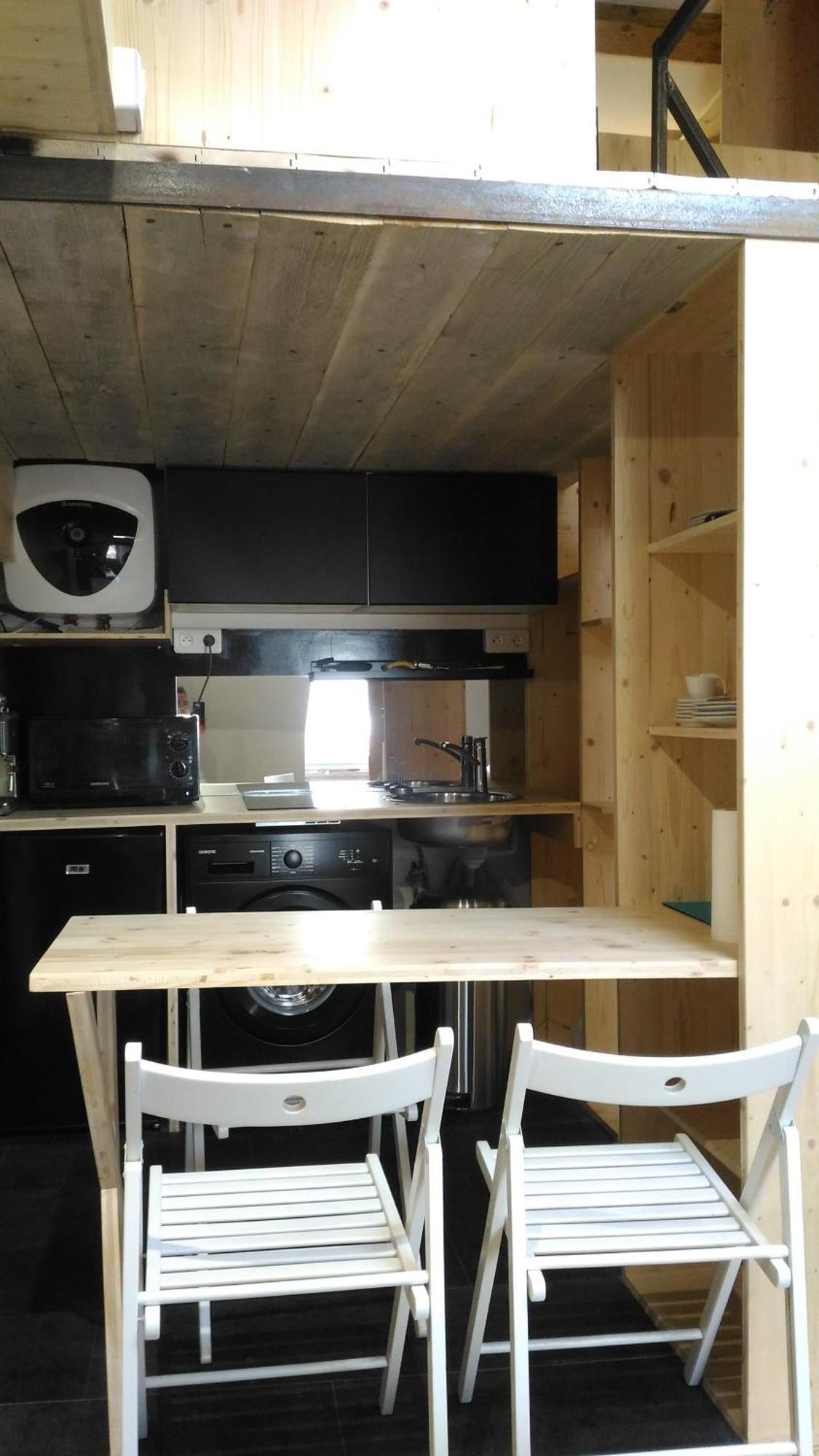 Studio Meuble Proche Conseil Departemental Du Jura Lons-le-Saunier Esterno foto